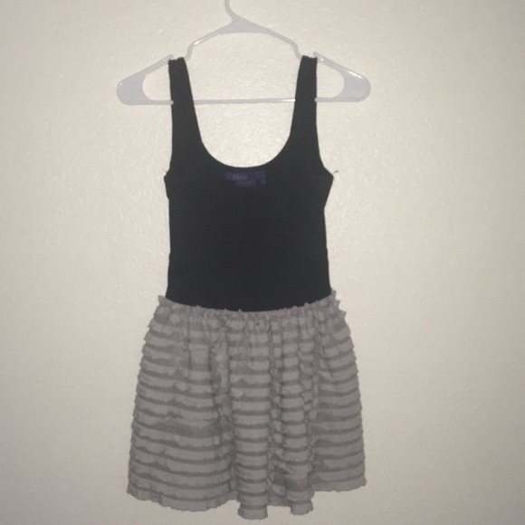 Miley Cyrus Dress With Ruffle Lower - Picture 3 of 6